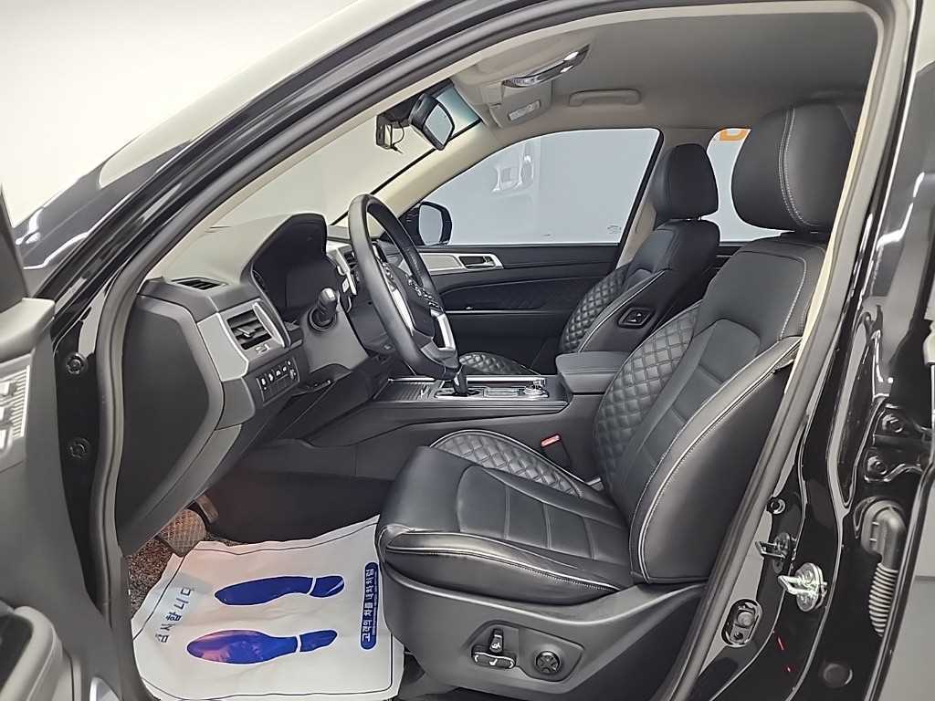 KGM Rexton — photo 11