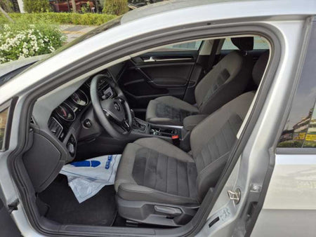 Volkswagen Golf — photo 13