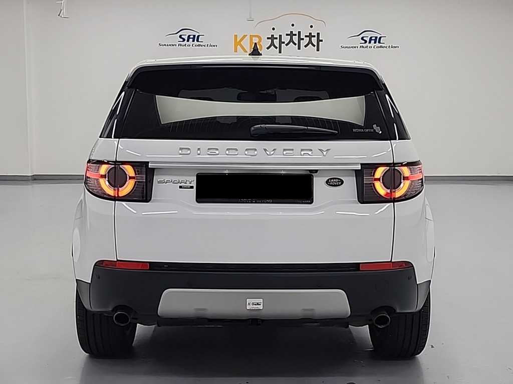 Land Rover Discovery Sport — photo 03