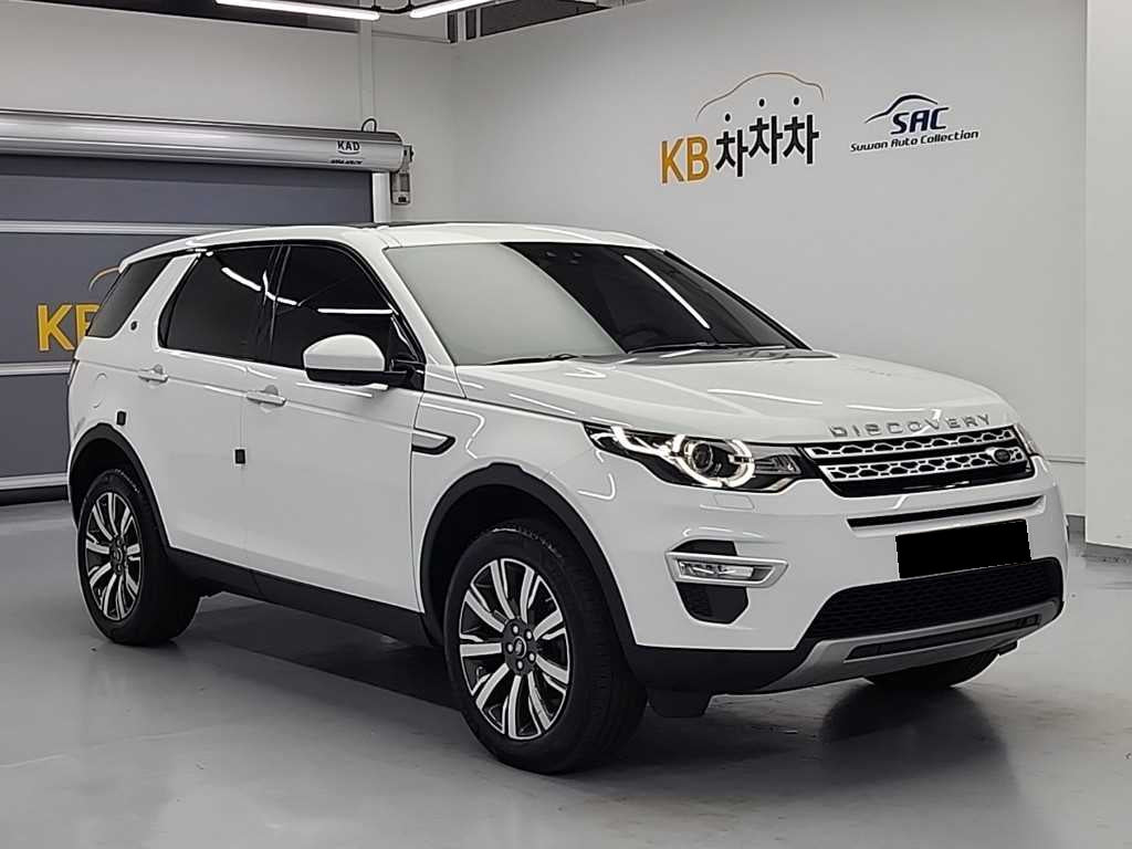 Land Rover Discovery Sport — photo 04