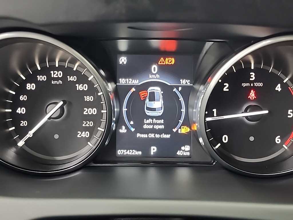 Land Rover Discovery Sport — photo 06