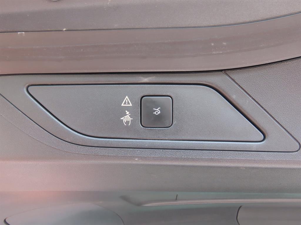 Citroen C4 Picasso — photo 17