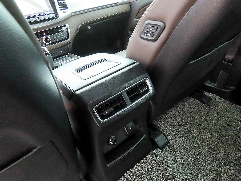 KGM Rexton — photo 15