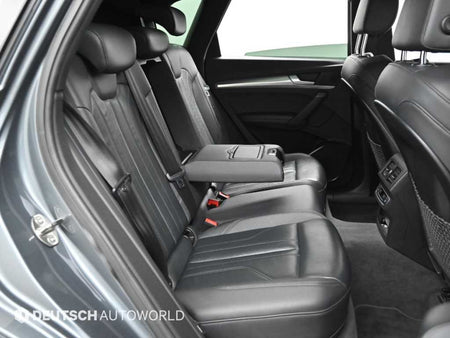Audi Q5 — photo 12