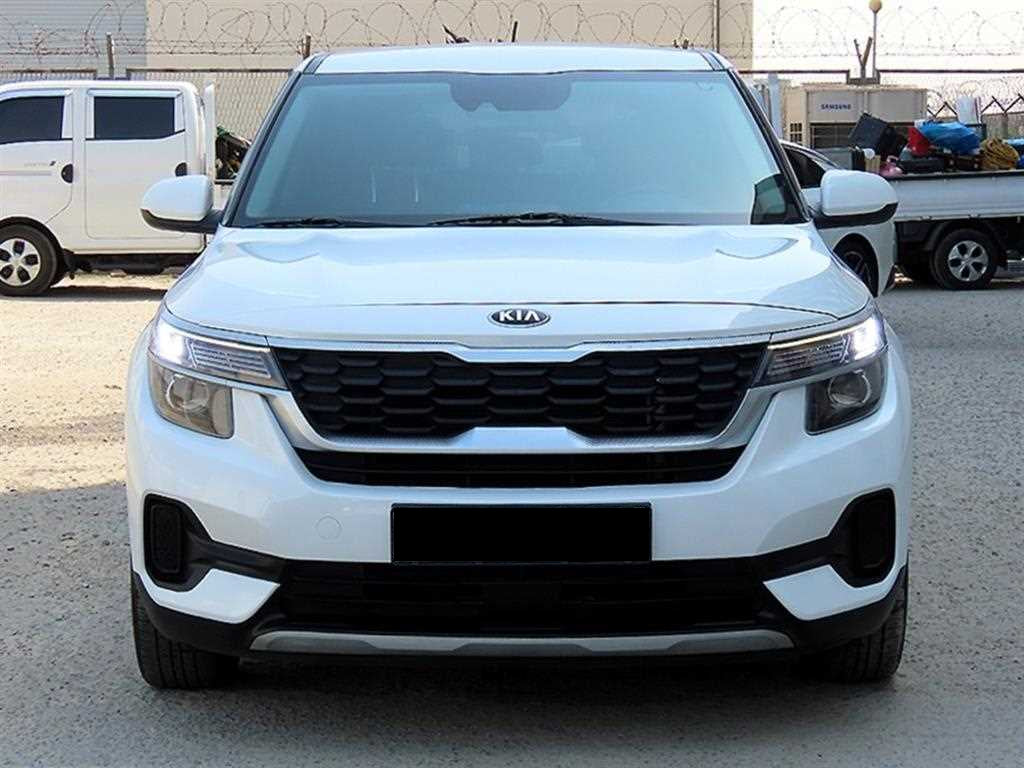 Kia Seltos — photo 02