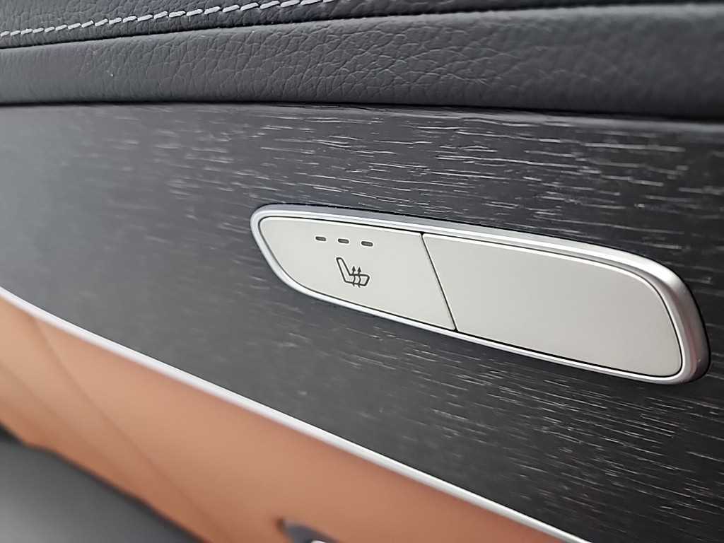 Mercedes-Benz GLC-Class — photo 14