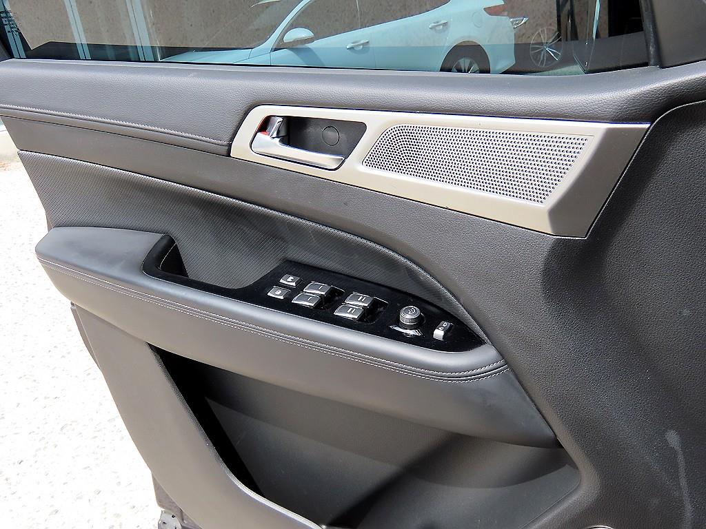KGM Rexton — photo 11