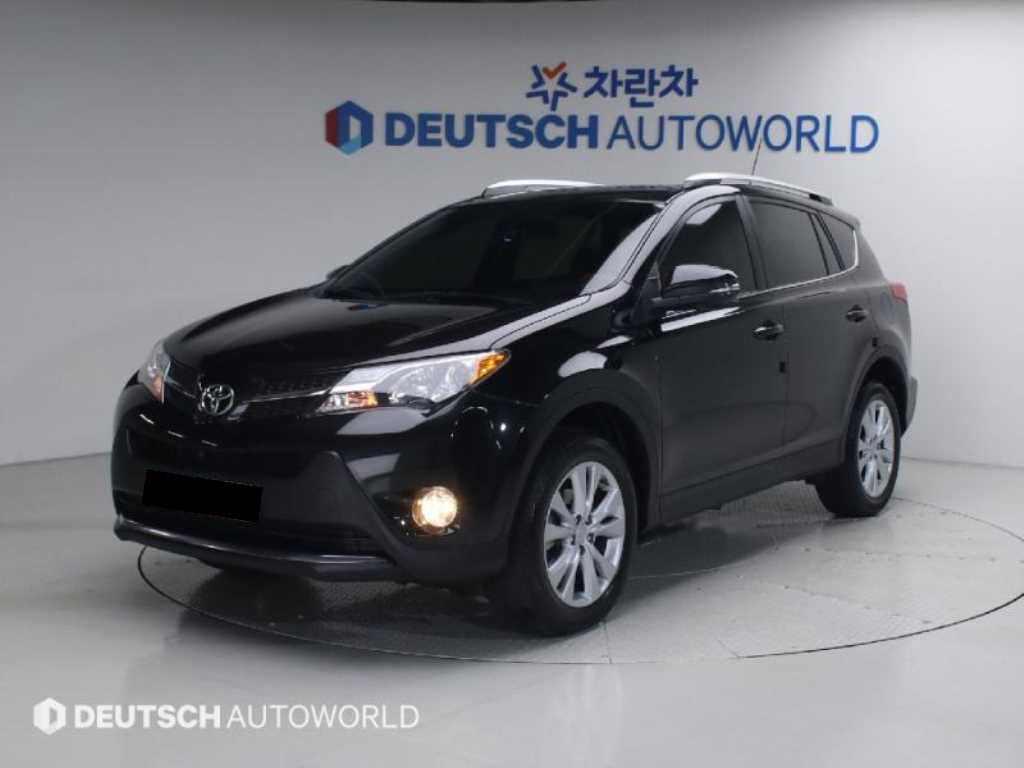 Toyota RAV4 — photo 01