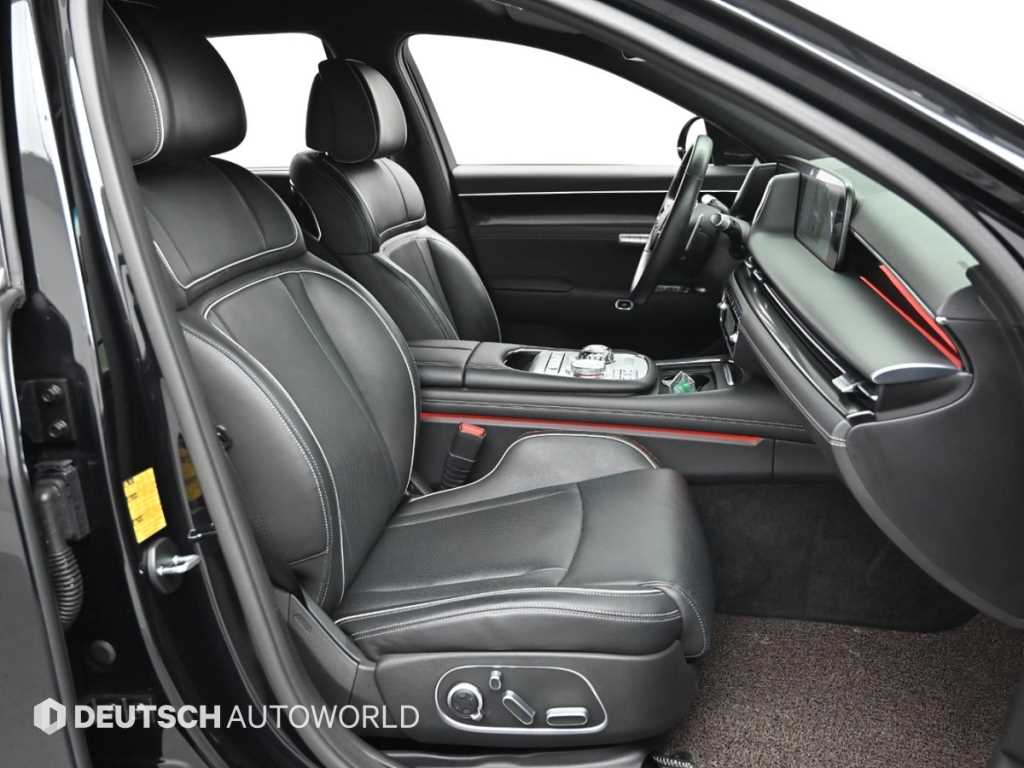Genesis G90 — photo 10