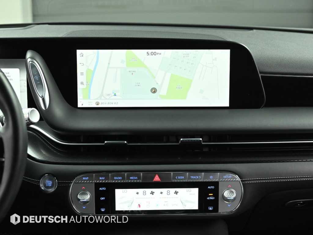 Genesis G90 — photo 14