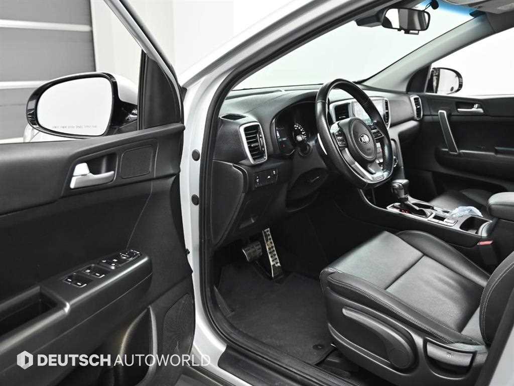 Kia Sportage — photo 11