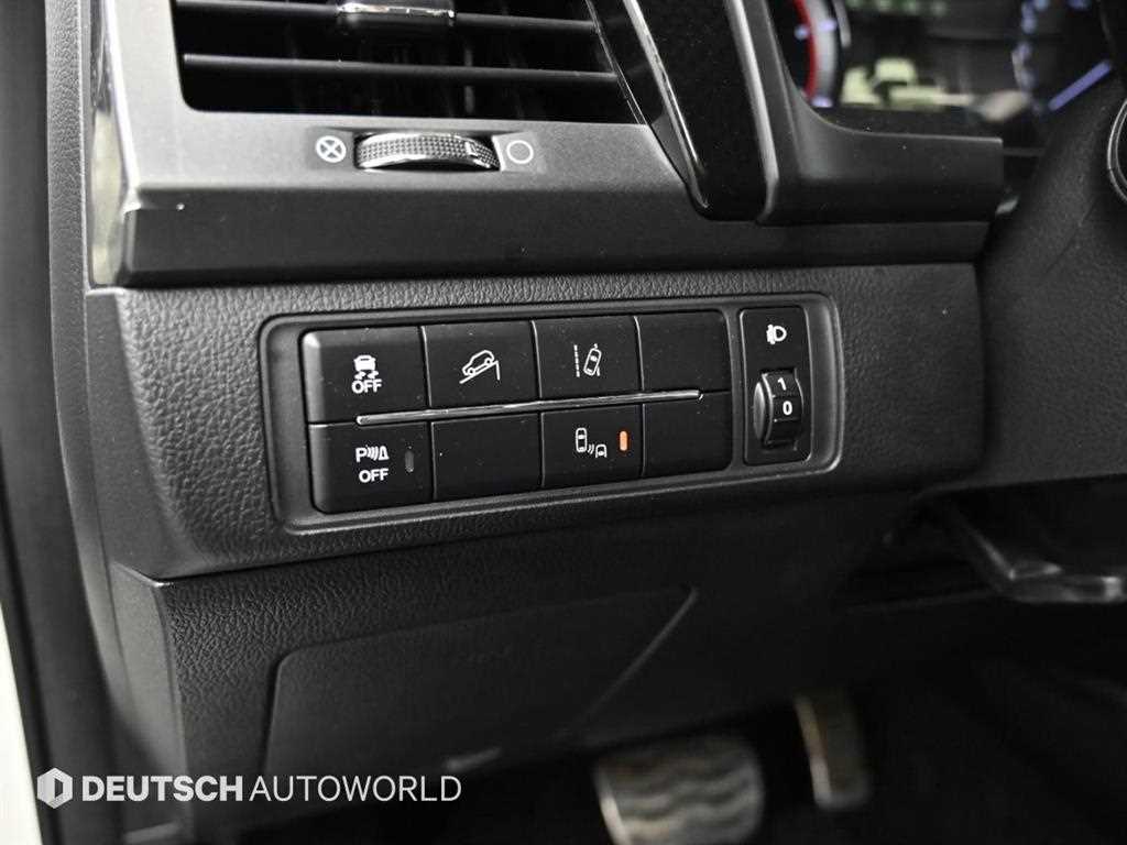 KGM Rexton — photo 17