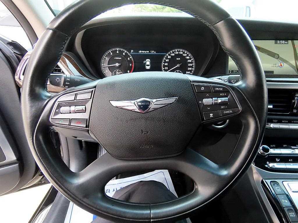 Genesis EQ900 — photo 08