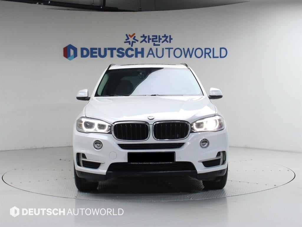BMW X5 — photo 03