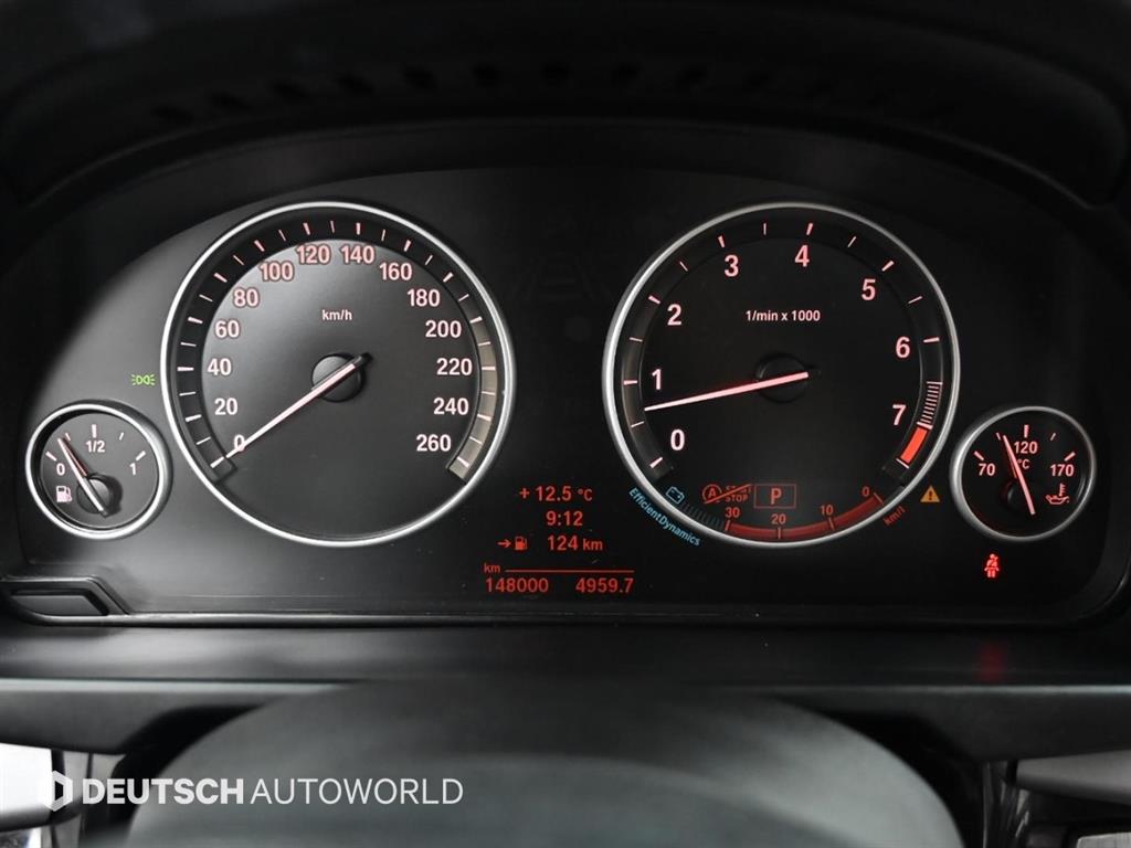 BMW X5 — photo 08