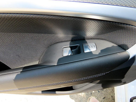 Genesis G70 — photo 16