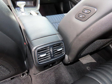 Genesis G70 — photo 17