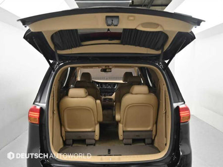 Kia Carnival — photo 19