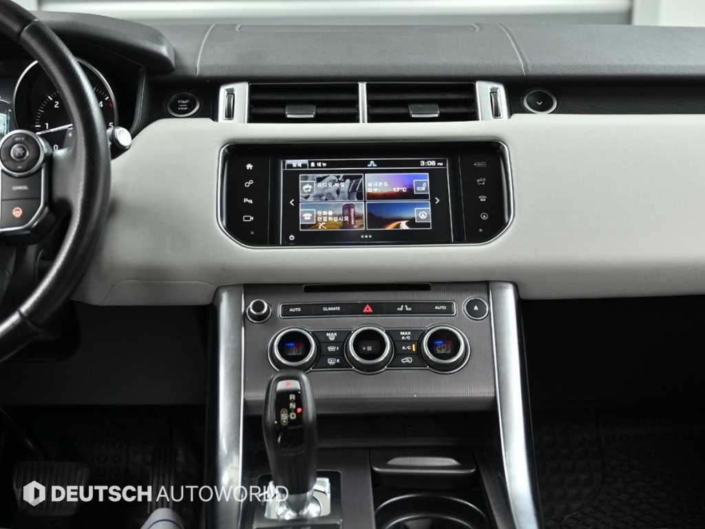 Land Rover Range Rover Sport — photo 14