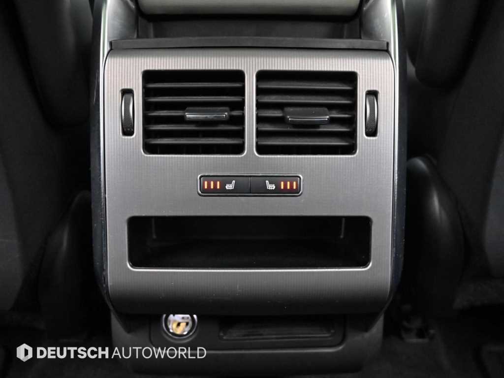 Land Rover Range Rover Sport — photo 16