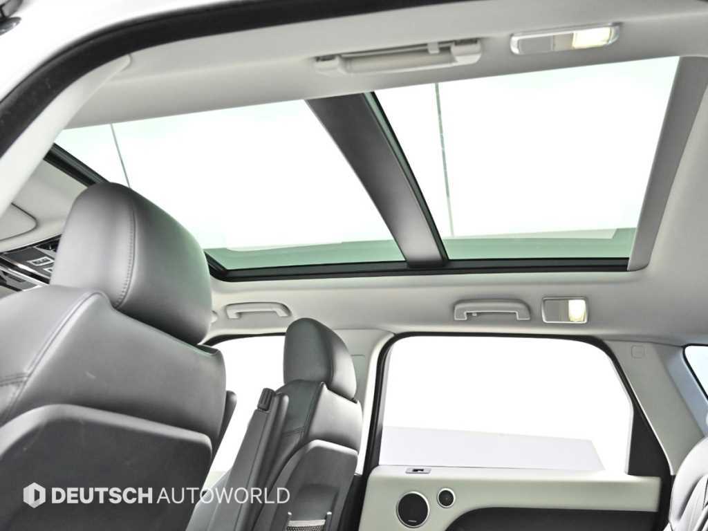 Land Rover Range Rover Sport — photo 18