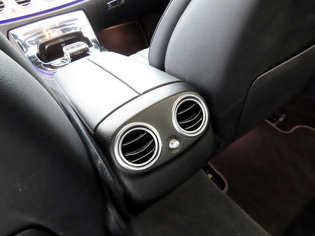 Mercedes-Benz E-Class — photo 15