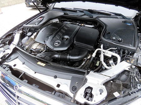 Mercedes-Benz E-Class — photo 19
