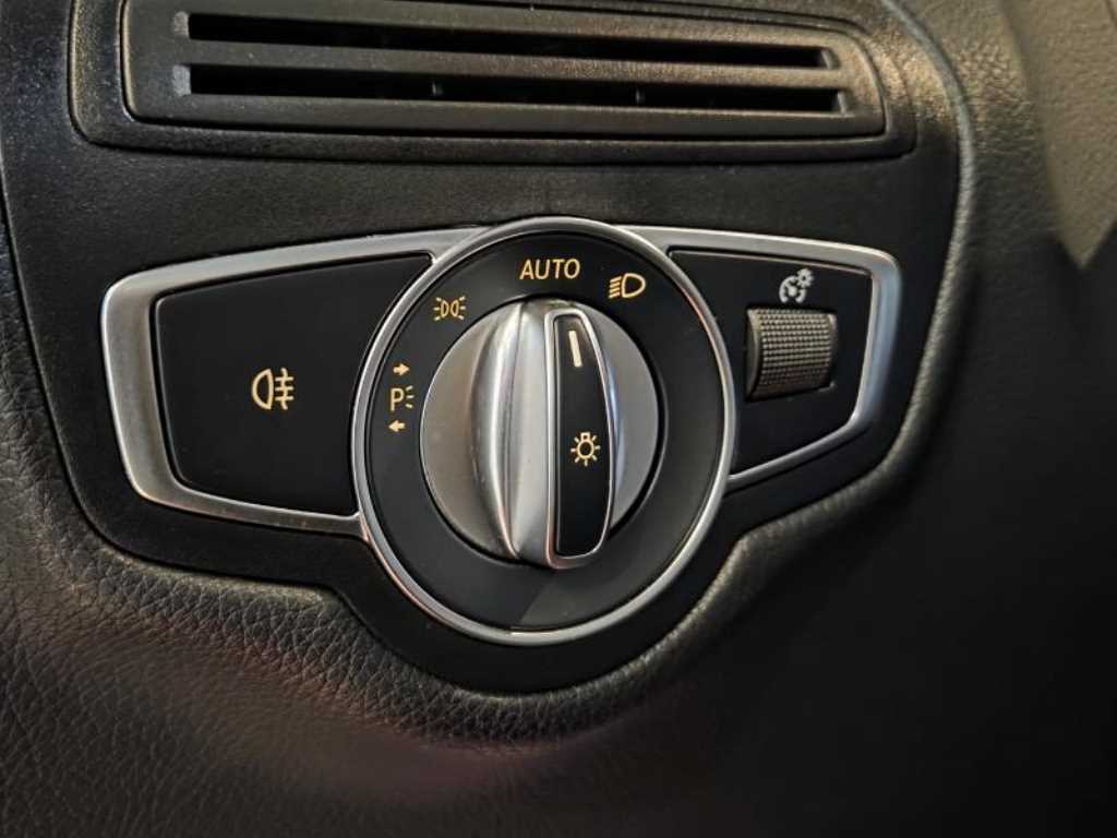 Mercedes-Benz GLC-Class — photo 19