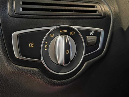 Mercedes-Benz GLC-Class — photo 19