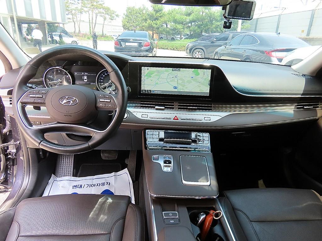 Hyundai Grandeur — photo 07