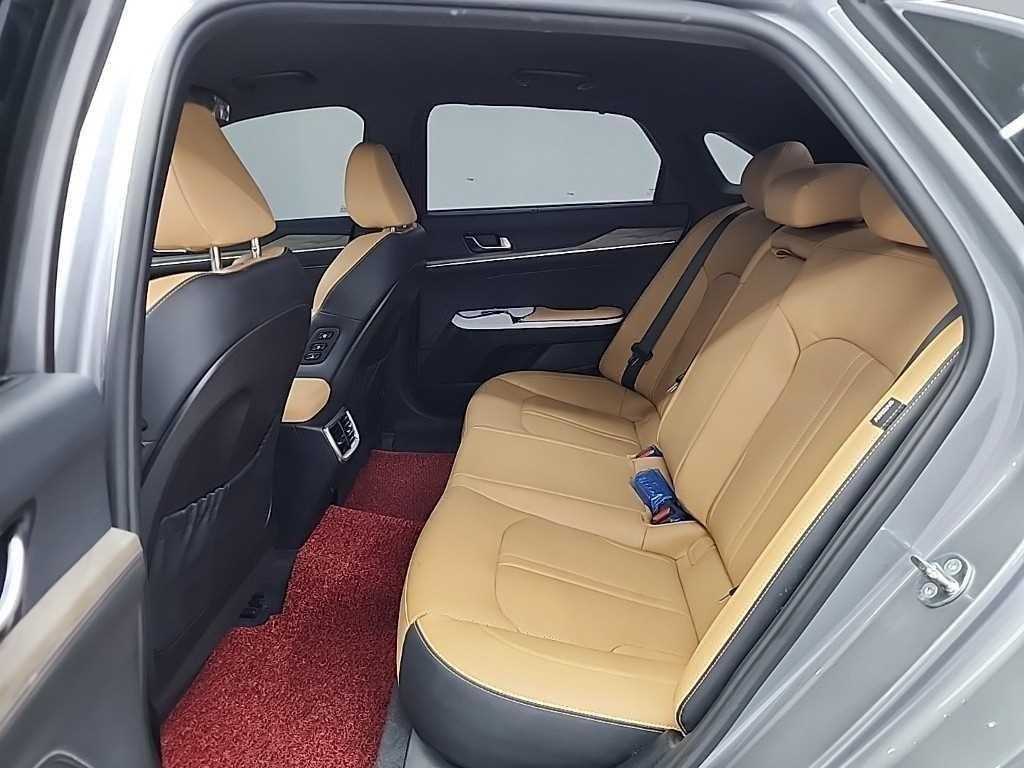 Kia K5 — photo 12