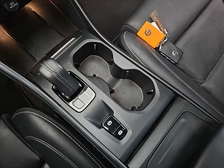 Volvo XC40 — photo 08