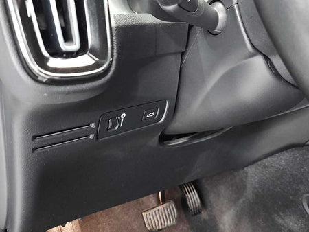 Volvo XC40 — photo 17