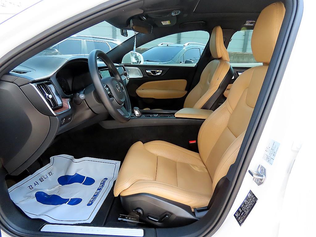 Volvo V60 — photo 05