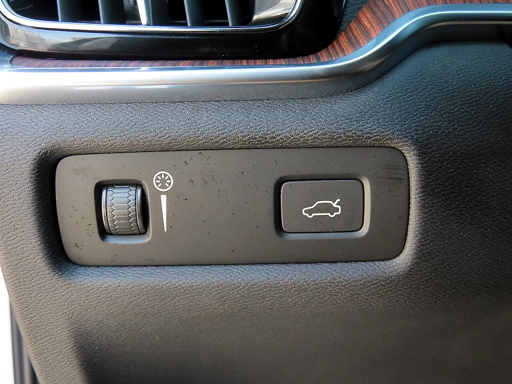 Volvo V60 — photo 13