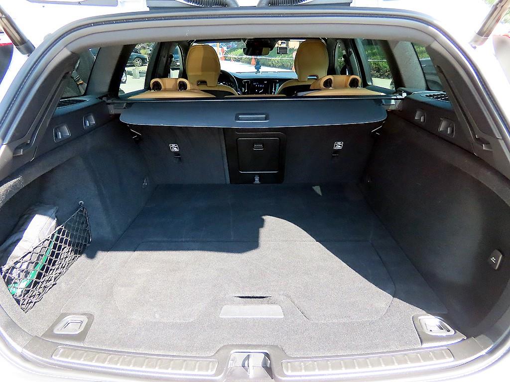 Volvo V60 — photo 17