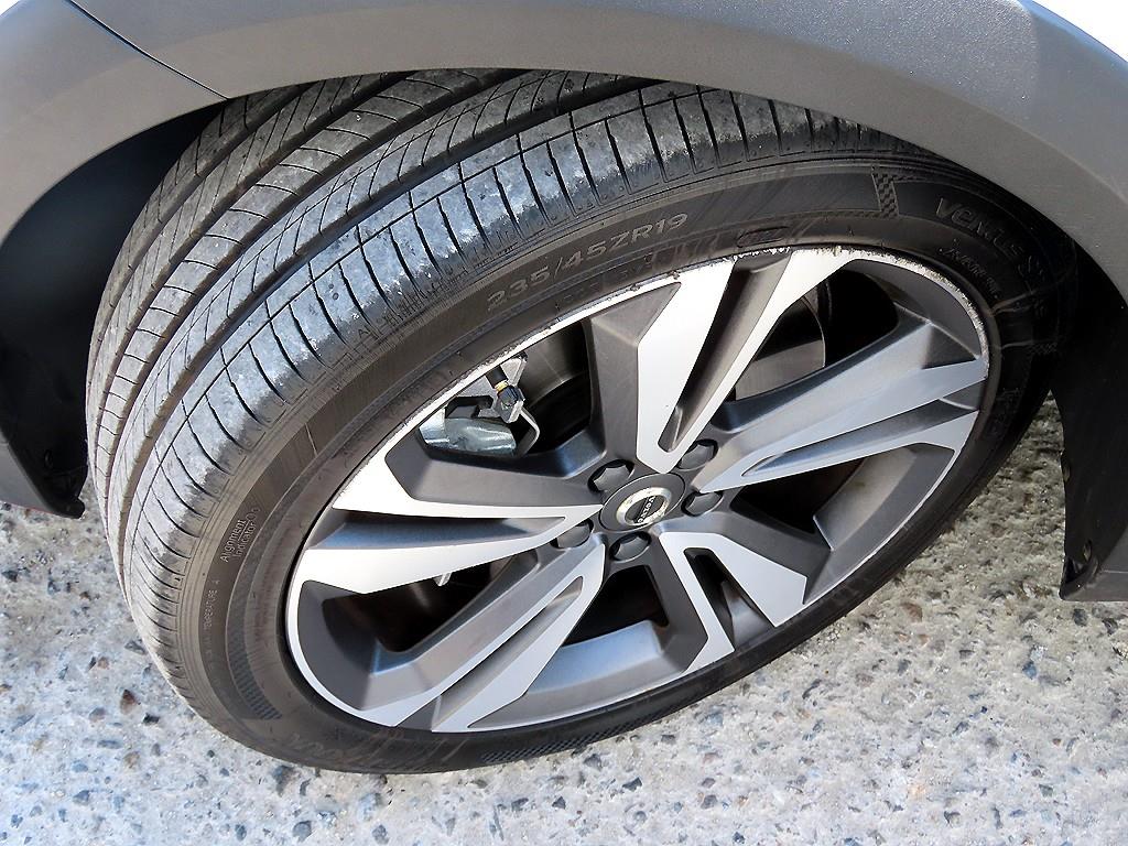Volvo V60 — photo 20