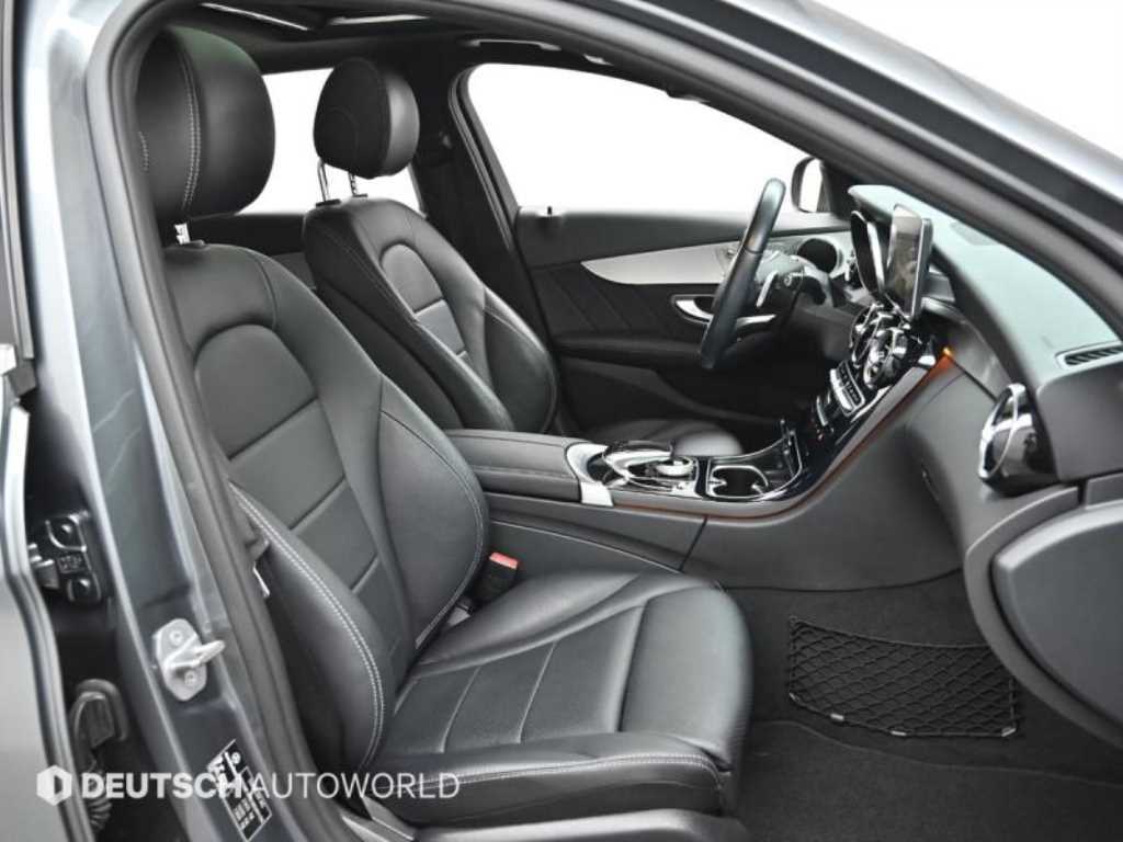 Mercedes-Benz C-Class — photo 10