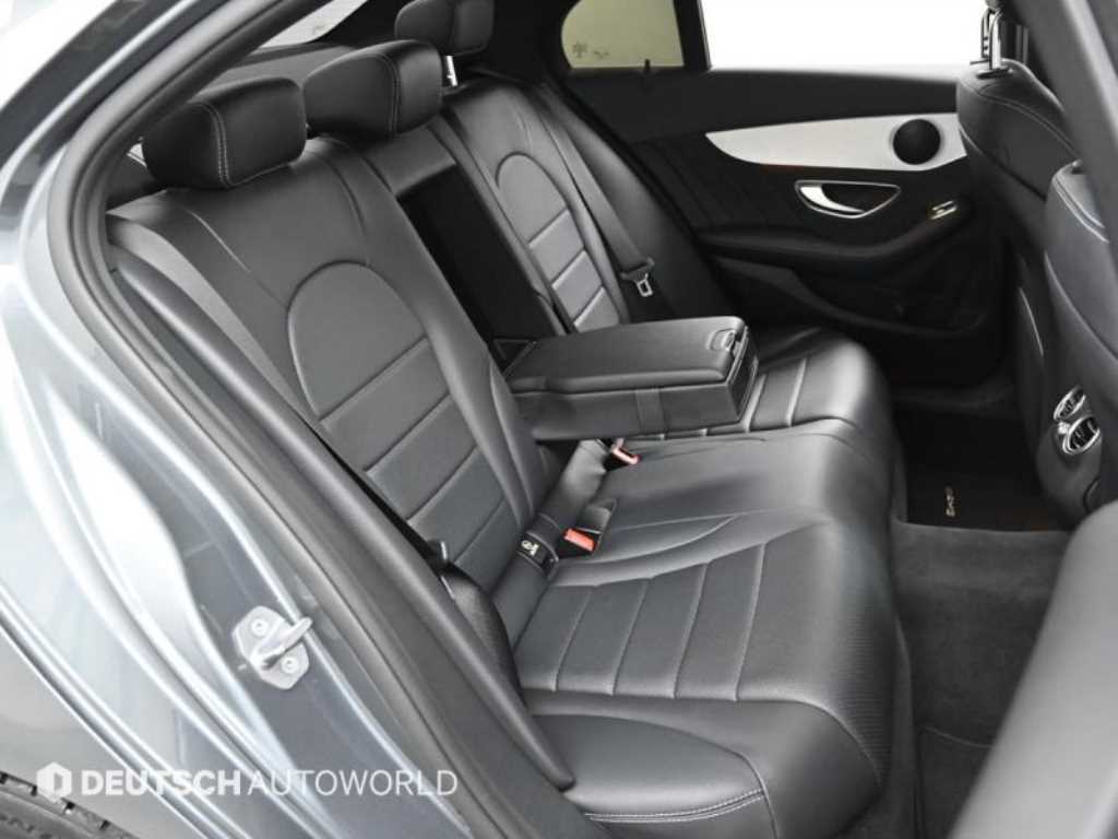 Mercedes-Benz C-Class — photo 12