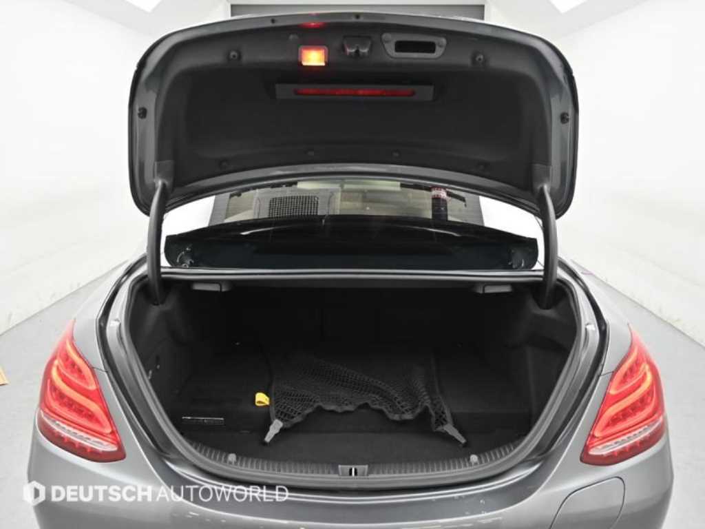 Mercedes-Benz C-Class — photo 19