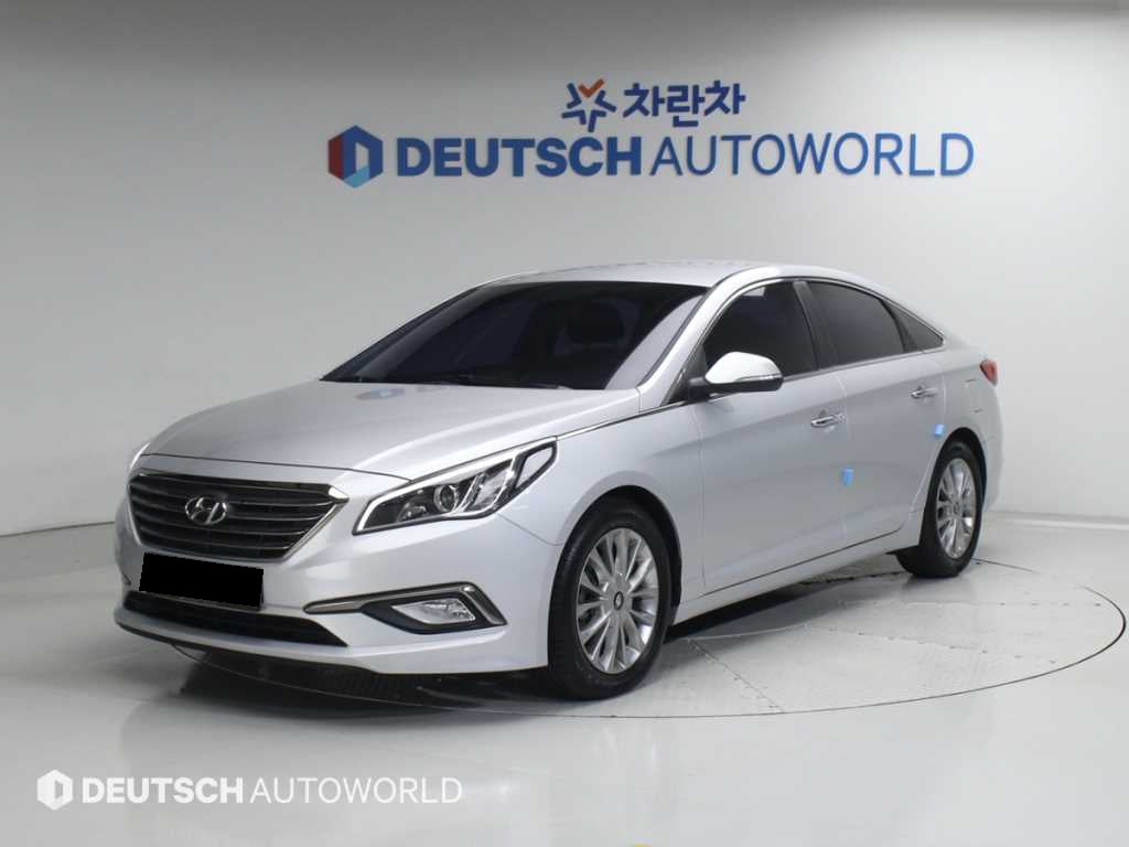 Hyundai Sonata — photo 01