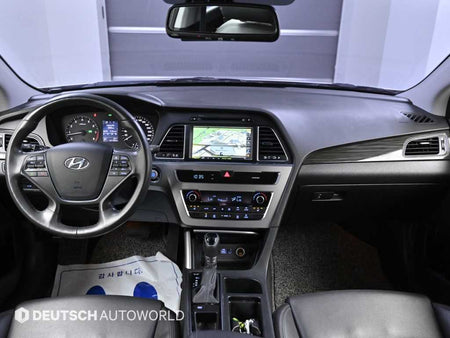 Hyundai Sonata — photo 07