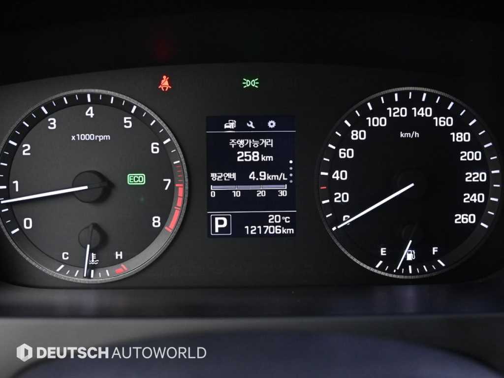 Hyundai Sonata — photo 08