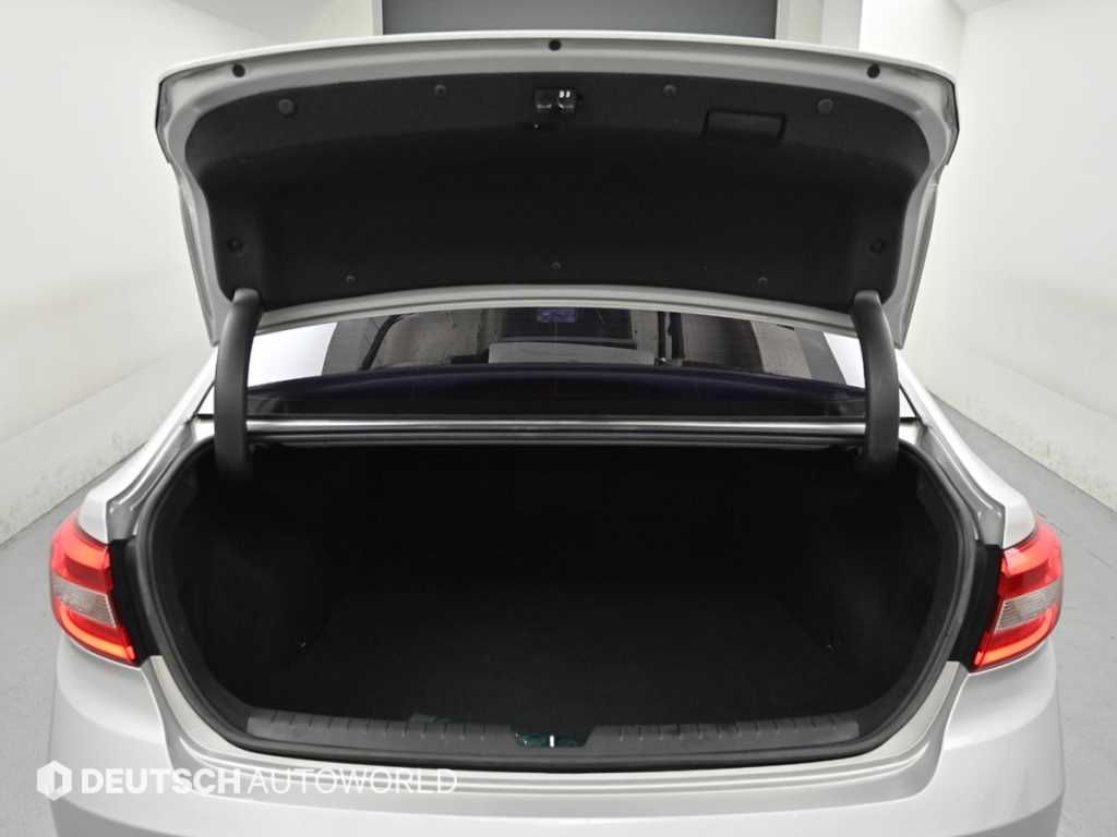 Hyundai Sonata — photo 19