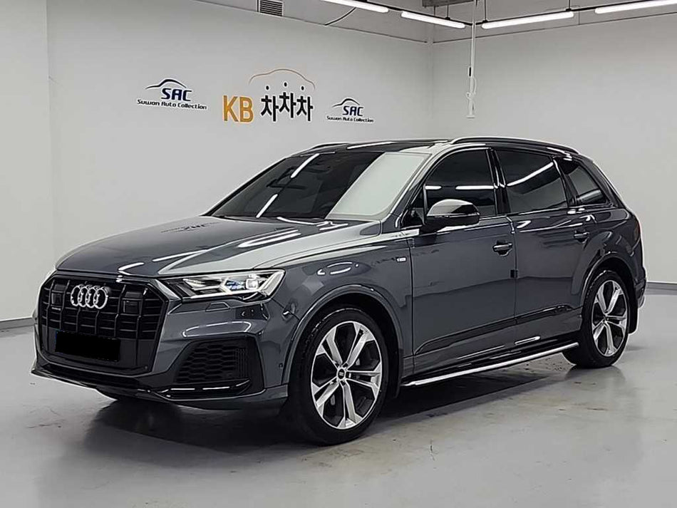 Audi Q7 — photo 01