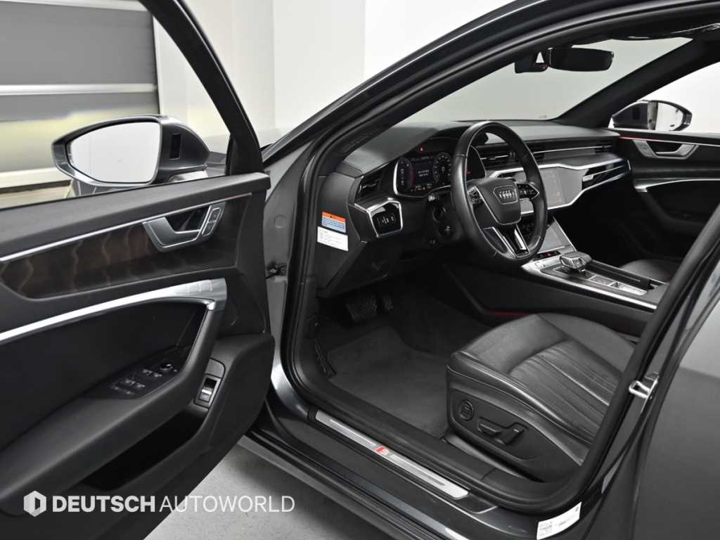 Audi A6 — photo 11