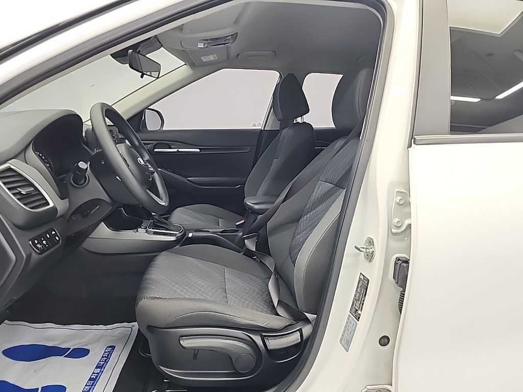 Kia Seltos — photo 11