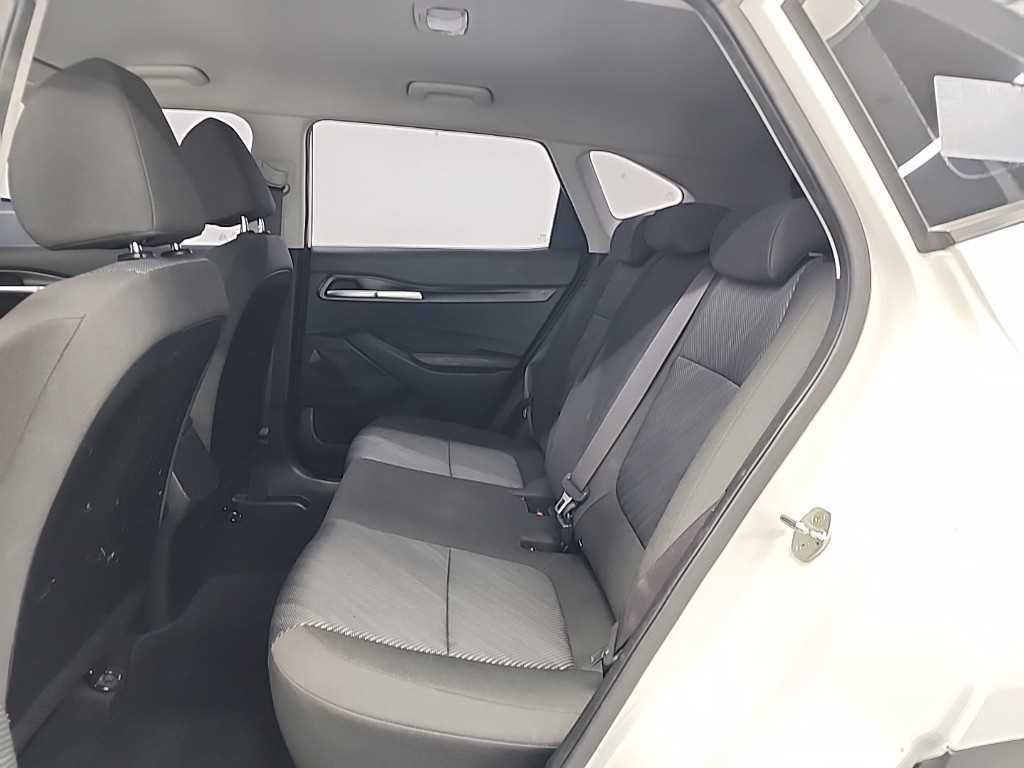 Kia Seltos — photo 12