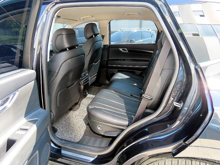 Genesis GV80 — photo 06