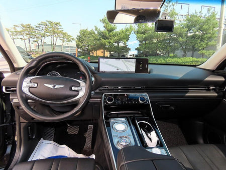 Genesis GV80 — photo 07